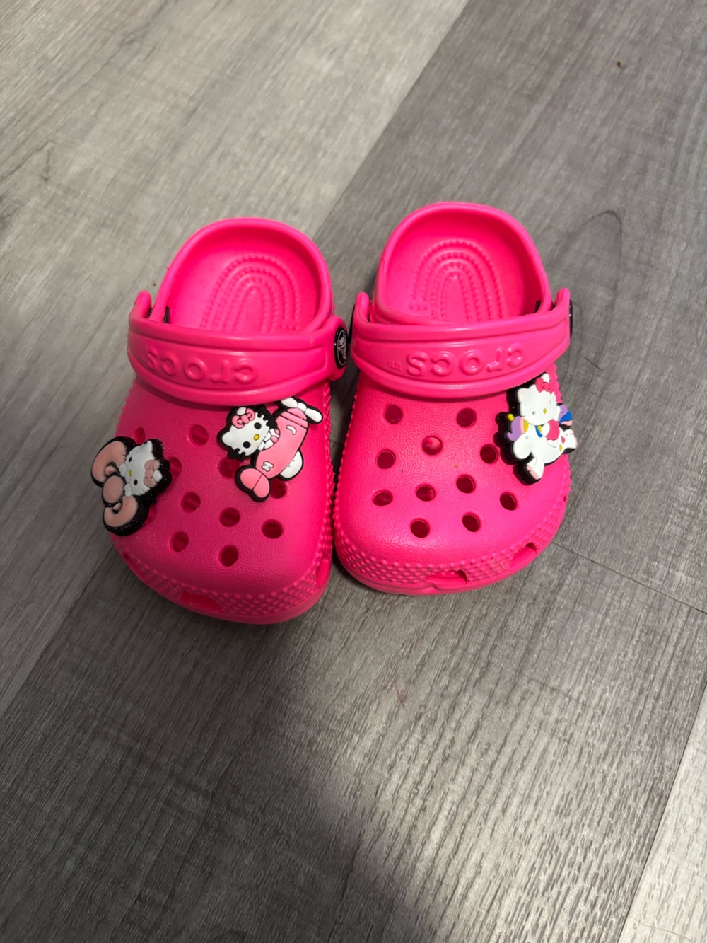 Never used infant crocs size 2/3